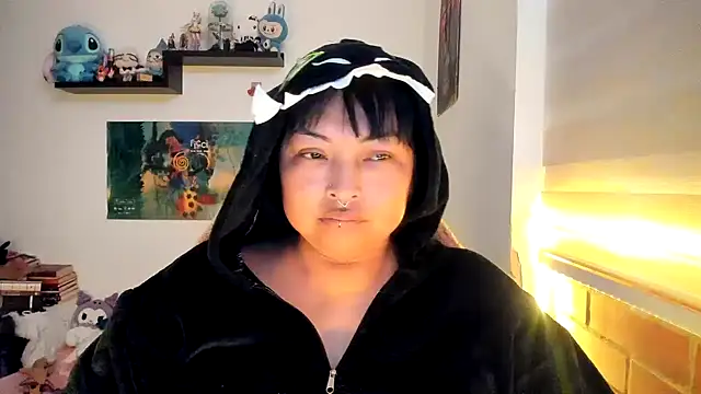 Shaddycute  online show from 02.11.26