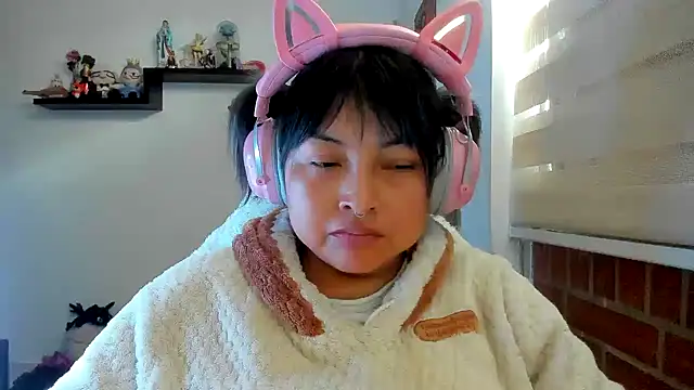 Snapshot of Shaddycute_ chatting on 06.03.26 Shaddycute online show from 06.03.26