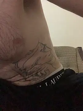 Snapshot of J3sus721 chatting on 10.11.25 J3sus721 online show from 10.11.25