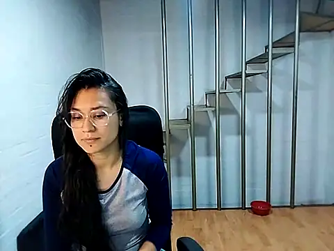 Jessie Desire online show from 02.24.25