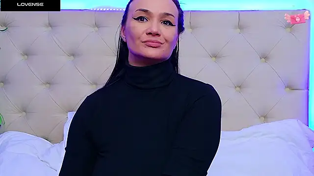 Snapshot of DaliyaArabian chatting on 03.05.25 DaliyaArabian online show from 03.05.25