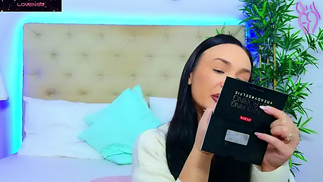 DaliyaArabian online show from 11.19.25