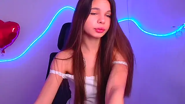 Hanna Way online show from 02.24.25