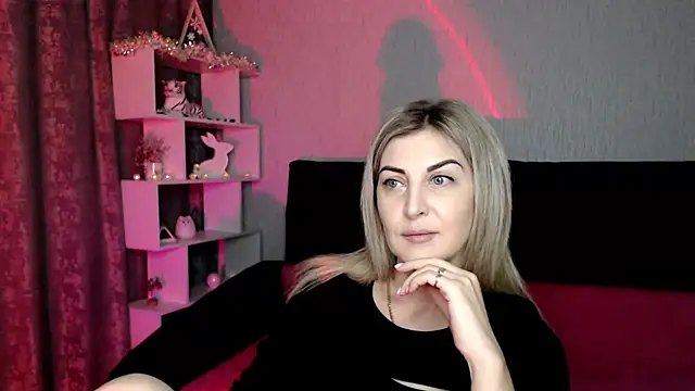 Amelia Harper online show from 12.23.24