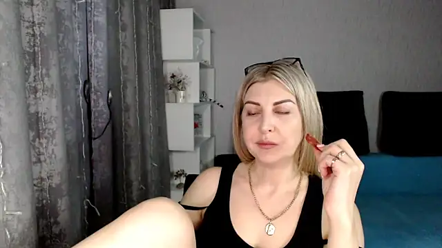 Amelia Harper online show from 03.13.25