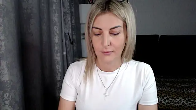 Amelia Harper online show from 09.13.25