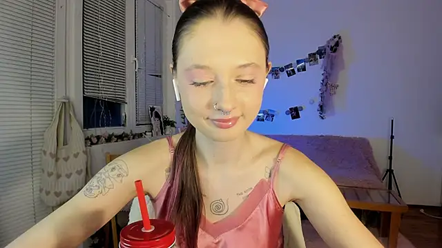 Snapshot of Jenny_darling_love chatting on 01.09.25 Jenny darling love online show from 01.09.25