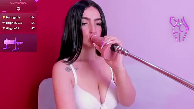 Kate bunny  online show from 02.07.25