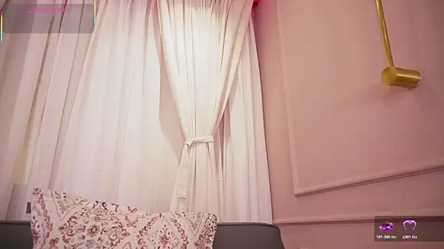 Sophia wilsonn  online show from 10.28.25