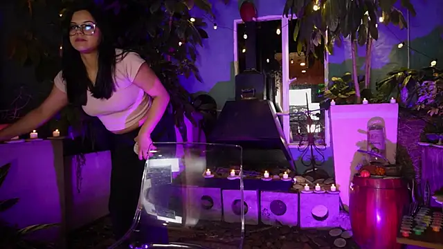 Sophia wilsonn  online show from 10.31.25