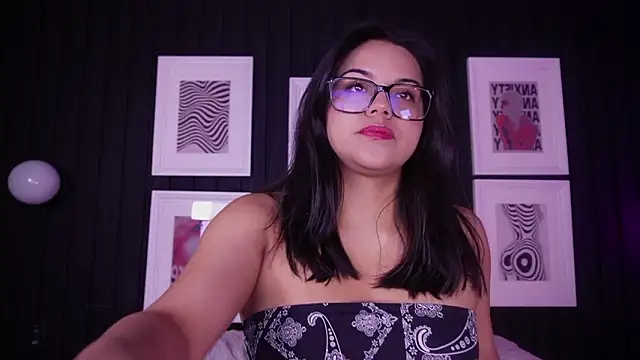 Sophia wilsonn  online show from 03.03.26