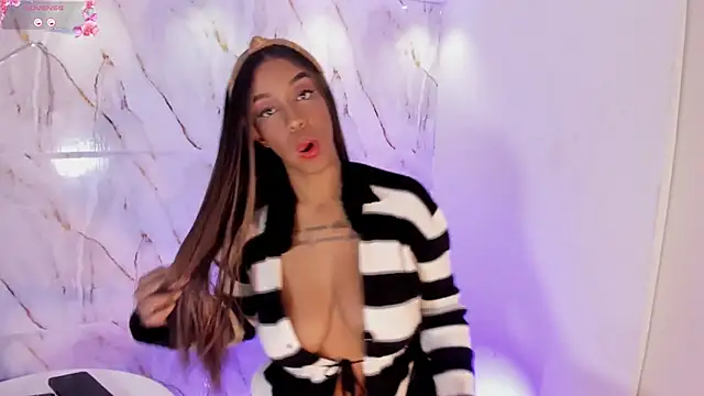 Snapshot of Georgis_ chatting on 09.25.25 Georgis online show from 09.25.25