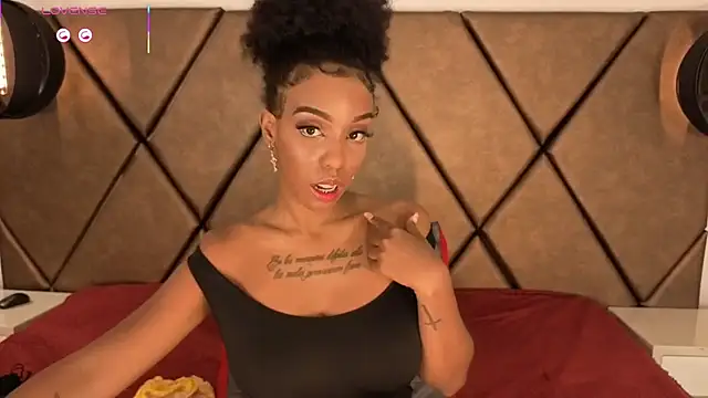 Snapshot of Georgis_ chatting on 11.10.25 Georgis online show from 11.10.25