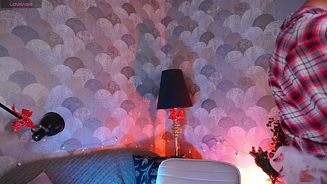 UmaTruewoman online show from 12.17.24