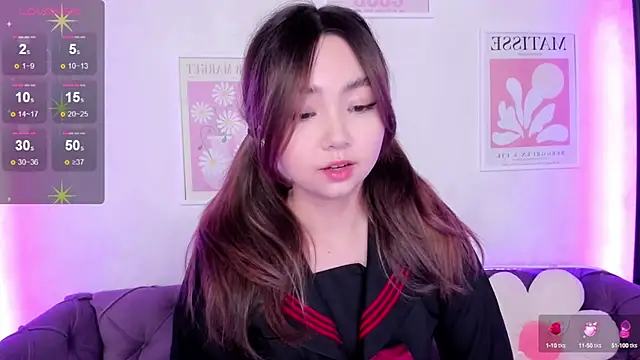 Snapshot of Fluffy_Rose chatting on 03.10.25 Fluffy Rose online show from 03.10.25