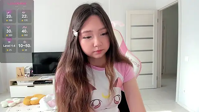 Fluffy Rose online show from 06.16.26