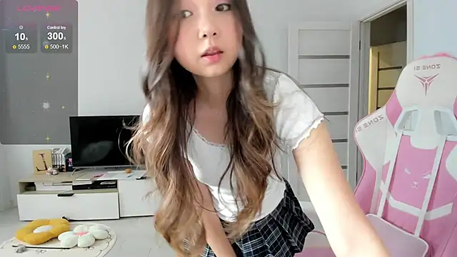 Fluffy Rose online show from 07.14.26