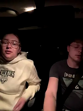 Snapshot of xX_HotCouple_Xx chatting on 10.19.25 xX HotCouple Xx online show from 10.19.25