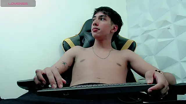 Jake tripp online show from 01.04.25