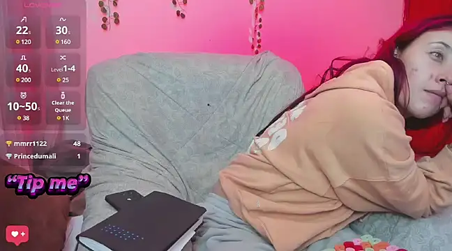 bonnie moon  online show from 12.04.24