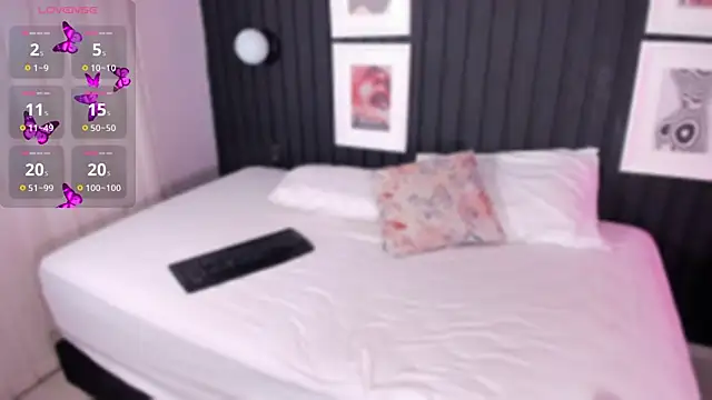 Paiige peach online show from 12.05.25