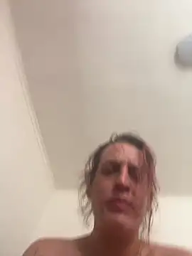 Haleytightlips1986 online show from 04.09.26