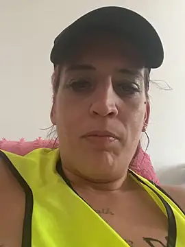 Haleytightlips1986 online show from 04.11.26