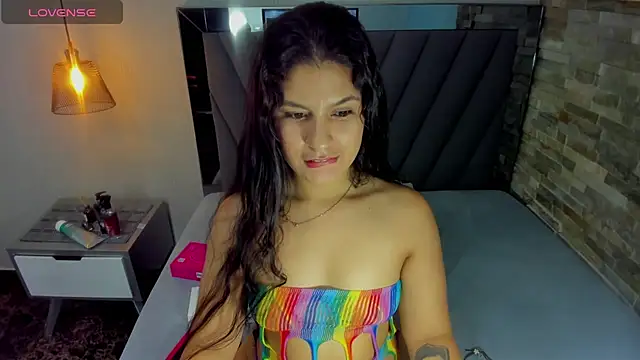 lizziemontana2 online show from 10.09.25