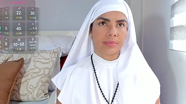 ClaraMariaMon online show from 10.09.25