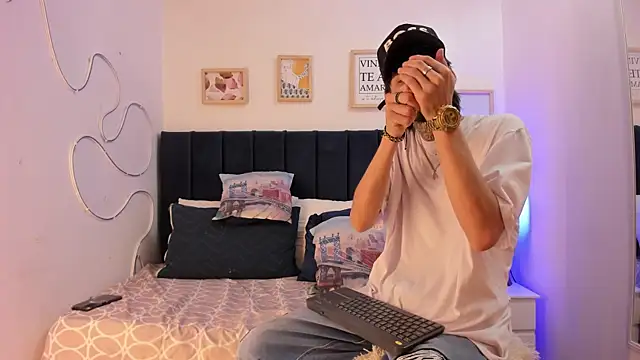 Brutal Sex Fucking online show from 11.17.25