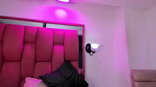 jennifer ts online show from 01.28.25