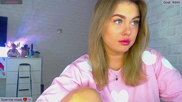 SuchCute online show from 03.09.25