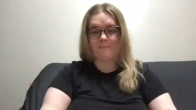 honeyyy24 online show from 04.04.26