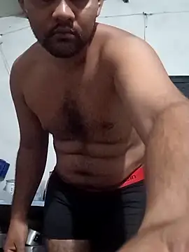 Snapshot of travieso2893 chatting on 10.29.25 travieso2893 online show from 10.29.25