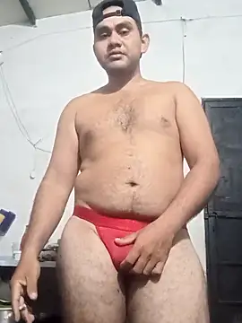 Snapshot of travieso2893 chatting on 11.22.25 travieso2893 online show from 11.22.25