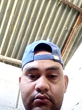 travieso2893 online show from 12.21.25