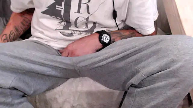 Snapshot of JohnnyKorrupt_ chatting on 10.10.25 JohnnyKorrupt  online show from 10.10.25