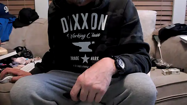 Snapshot of JohnnyKorrupt_ chatting on 10.14.25 JohnnyKorrupt  online show from 10.14.25