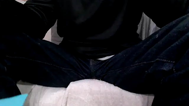 Snapshot of JohnnyKorrupt_ chatting on 10.16.25 JohnnyKorrupt  online show from 10.16.25