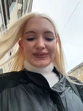 Milkyy wway online show from 11.19.25