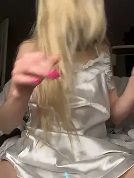 Lolitaxlola online show from 03.25.26