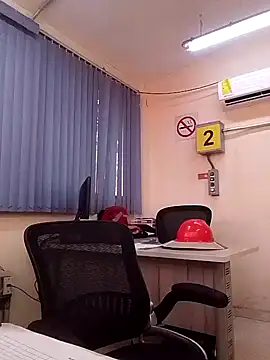 EnriquePersian197 online show from 02.13.25