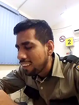 EnriquePersian197 online show from 02.26.25