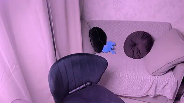 Snapshot of kirraa_ chatting on 01.26.25 kirraa  online show from 01.26.25