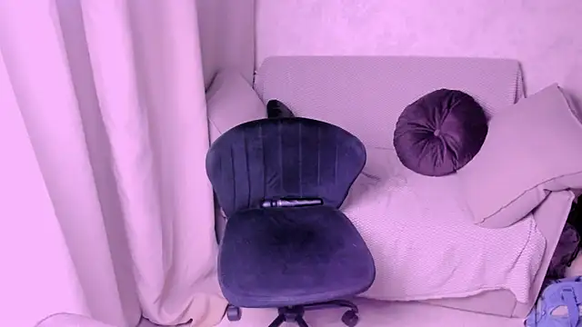 Snapshot of kirraa_ chatting on 01.29.25 kirraa  online show from 01.29.25