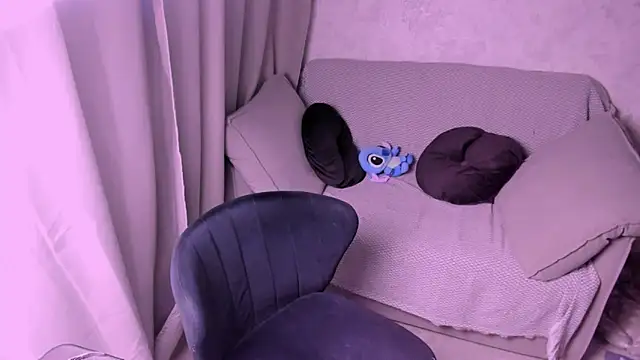 Snapshot of kirraa_ chatting on 02.23.25 kirraa  online show from 02.23.25