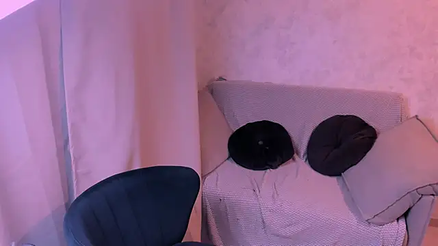 Snapshot of kirraa_ chatting on 03.13.25 kirraa  online show from 03.13.25