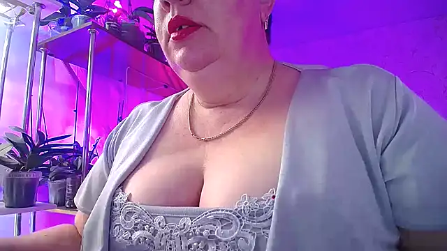  Sweet Woman online show from 11.29.25