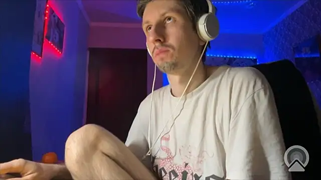 Aki-Laky online show from 03.02.26