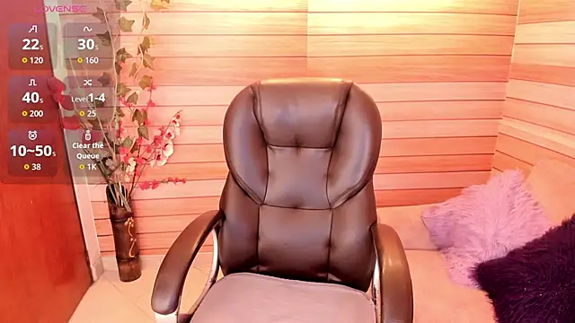 marien thomson  online show from 10.15.25